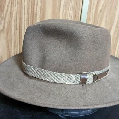 Men's Specialty Hats