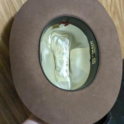 Men's Specialty Hats