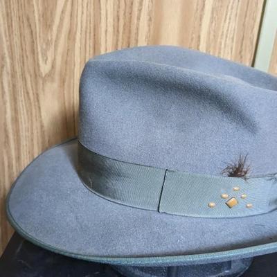 Men's Specialty Hats