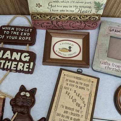 Kitchy Sign Assortment
