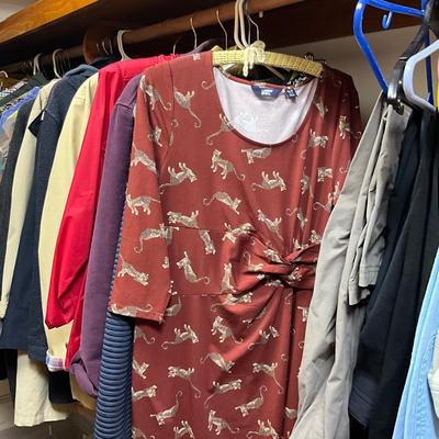 1236 Women's L.L. Bean Clothing Lot