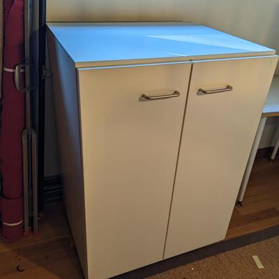 Techline Cabinet, Nice condition