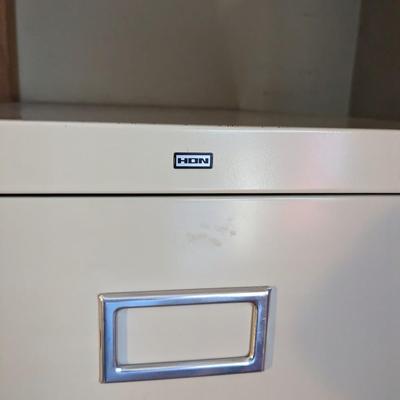 Nice HON 4 Drawer File Cabinet