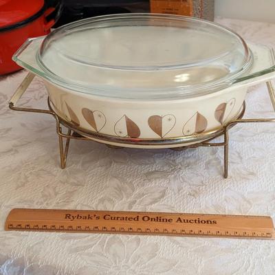Pyrex Deluxe Cinderella Casserole Dbl. Candle Warmer Golden Hearts
