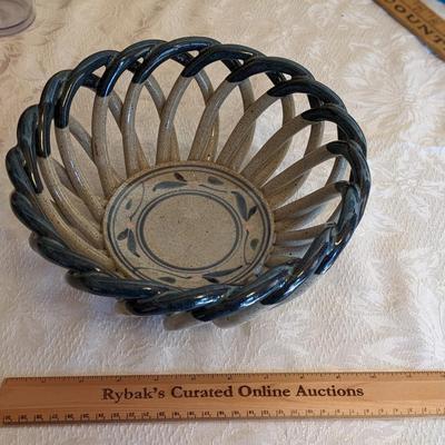 Ceramic Bread Bowl, Excellent Condition