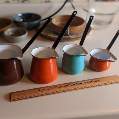 Vintage Enamelware Dipper Long Handle Measuring Cups