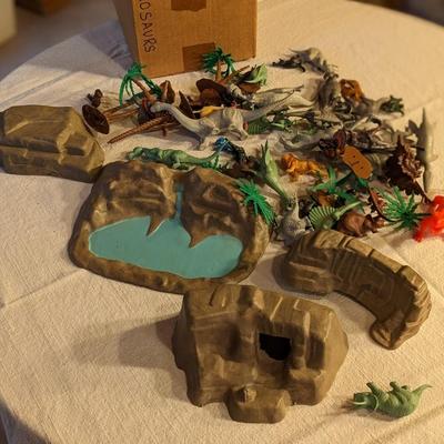 Vintage Dinosaur Set