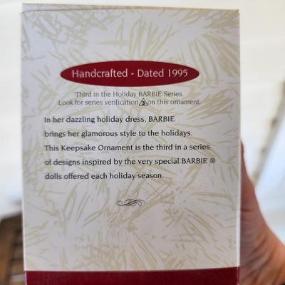 1995 Hallmark Keepsakes Collector Barbie Ornament (NIB)