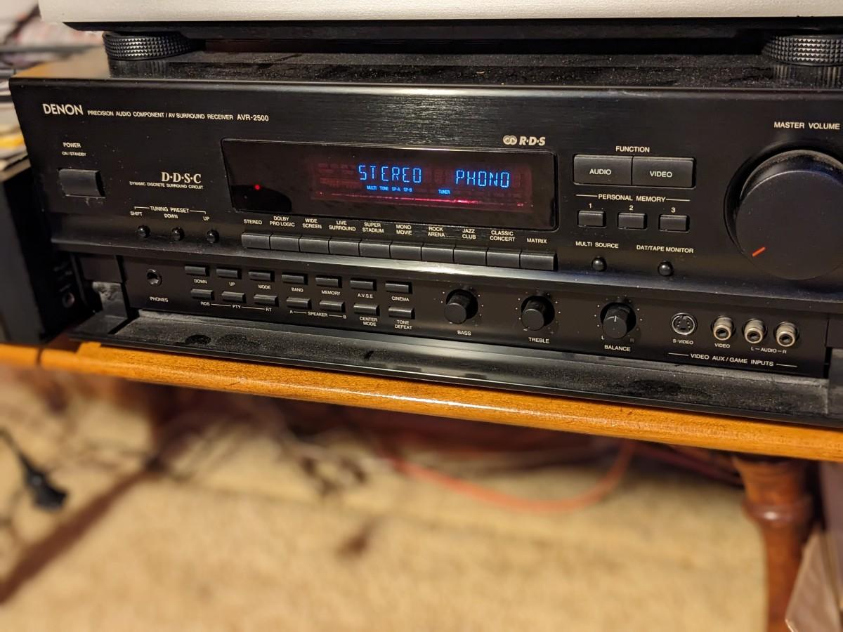 Denon AVR2500 Surround Receiver with Remote