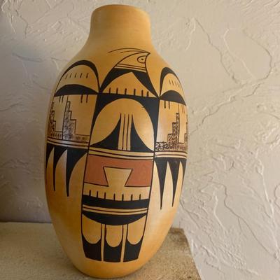 Colleen Poleahla Hopi pot