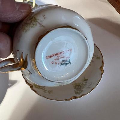 Green Floral Tea Cups w/Saucers (4)