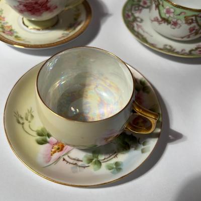 Green Floral Tea Cups w/Saucers (4)