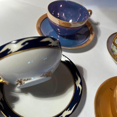 4- Tea Cups Lusterware, Blue, Purple 