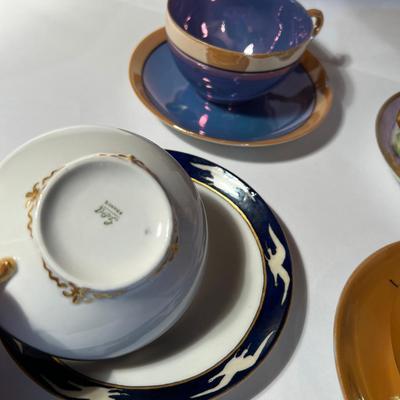 4- Tea Cups Lusterware, Blue, Purple 