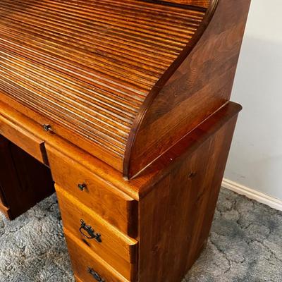 Pine Rolltop Desk