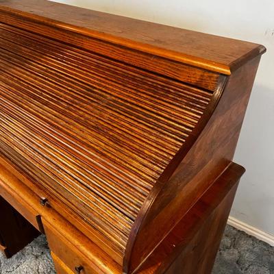 Pine Rolltop Desk