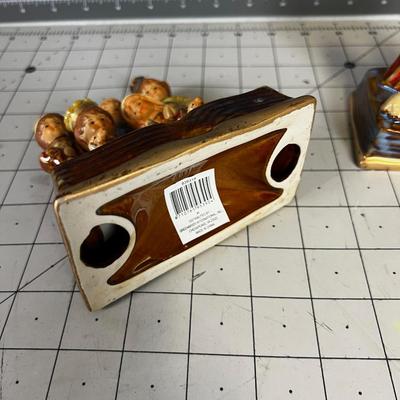 Ceramic Nativity Items (2) 