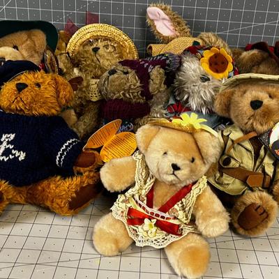 Lot of Bears! And lots of them. 