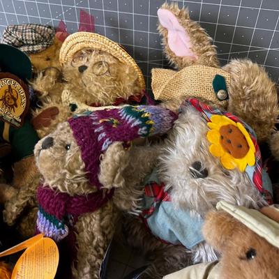 Lot of Bears! And lots of them. 