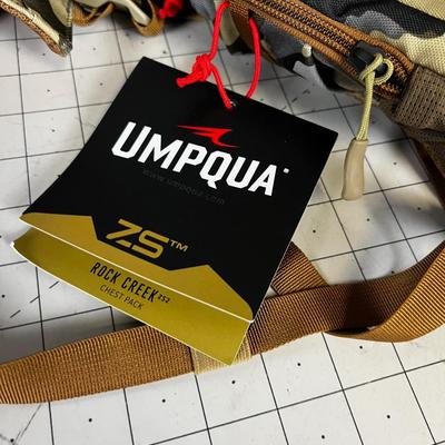 UMPQUA Chest Pack