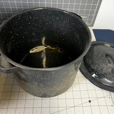 2 Enamel Steamer and Boiler Pots 