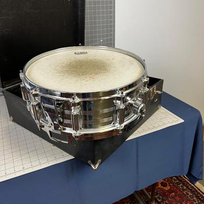 TAMA Snare Drum w/ case