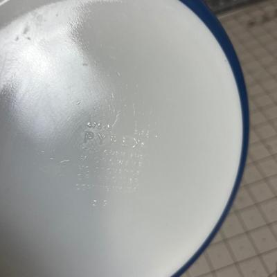 Blue Pyrex Casserole Baking Dish w/Lid (not shown)