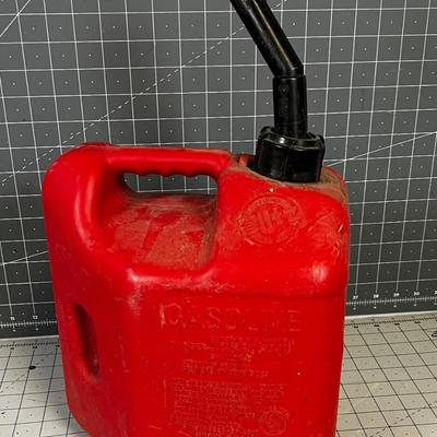 2 Gallon Gas Can 