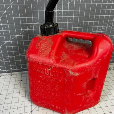 2 Gallon Gas Can 