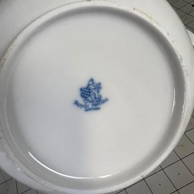 Royal Tetau Soup Tureen with Lid