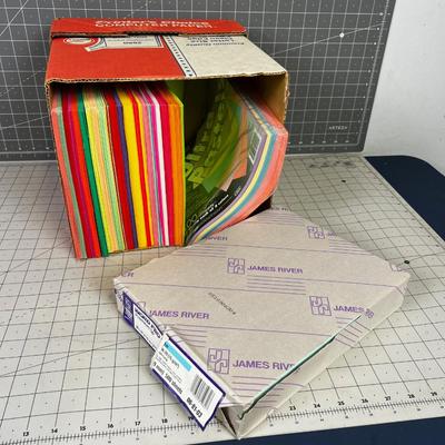 Case of Colored Paper 20 Weight 