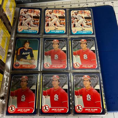 1985 to 1986 Baseball Card Set 