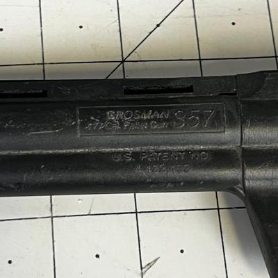 Crossman 357 BB Gun. 