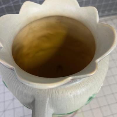 Roseville Water Lily Vase 