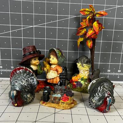 Grouping of Thanksgiving Items