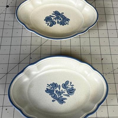 Pfaltzgraff Small Serving Trays (2) 