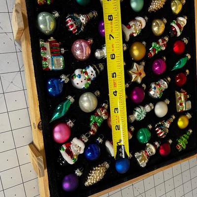 New Christmas Tree Glass Ornaments. 