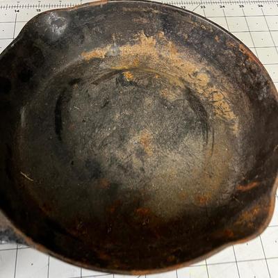 Antique Cast Iron Griswold ? Fry Pan
