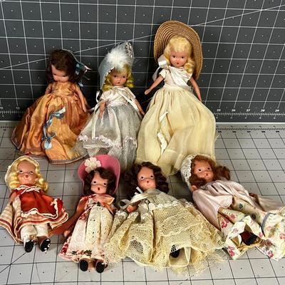 Antique Nancy Ann Story Book Dolls (7) 