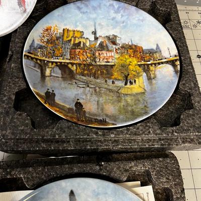 5 Collector Plates Limoges in Foam boxes 