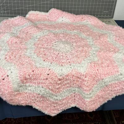 Cute Round Pink Crocheted Quilt