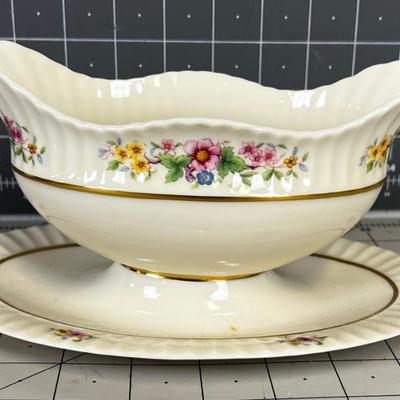 LENOX Sonnet Pattern Made in USA Gravy Bowl