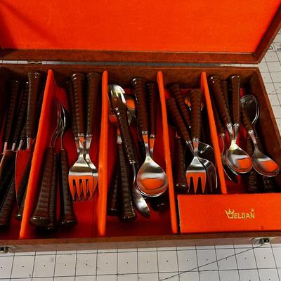 Noritake Ceramic Handled Dinner ware 