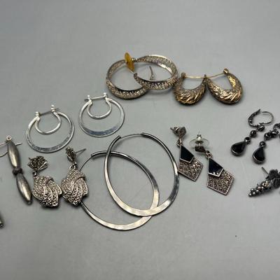 Lot of Modern Costume Silvertone Women's Earrings Jewelry