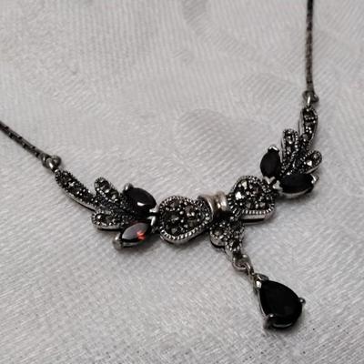 Breathtaking Antique Garnet and Marcasite Necklace Liquid 925 16" Necklace