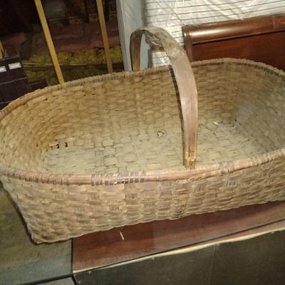 Large Spint Oak Wood Gathering Basket