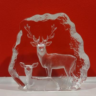 Mats Jonasson Crystal Art Wildlife Deer Paperweight