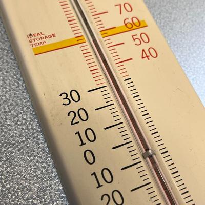 VINTAGE DOLE BANANA THERMOSTAT