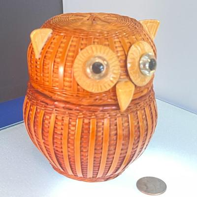 ADORABLE WOVEN BAMBOO OWL FIGURAL BASKET
