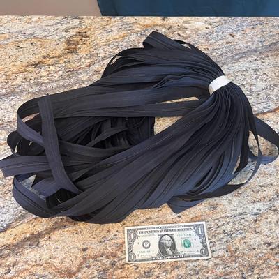 EXTRA EXTRA LONG BLACK ZIPPER X 2